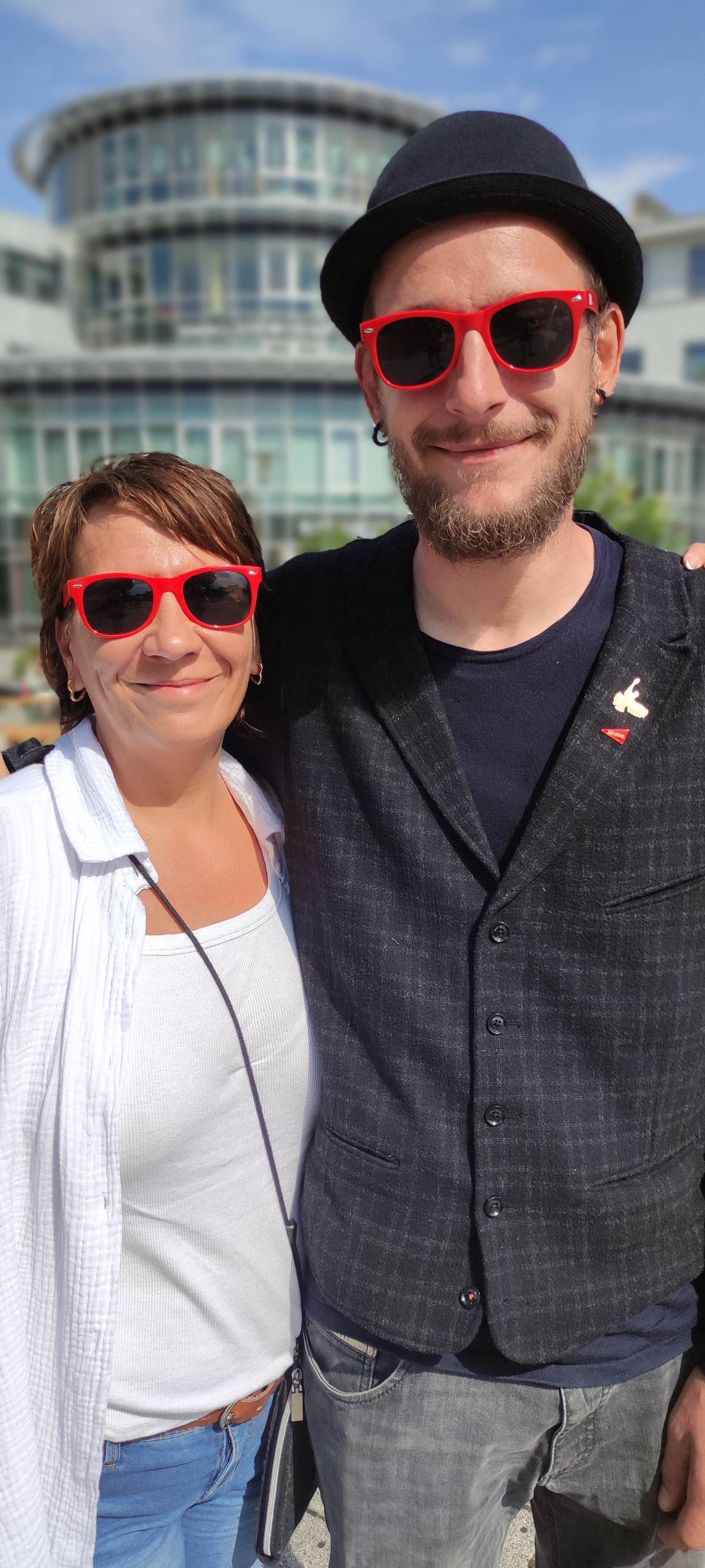 Das Foto zeigt Katharina Slanina und Robert Kosin.