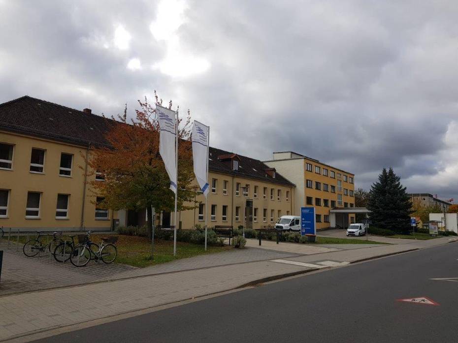 Das Foto zeigt das Krankenhaus in Ludwigsfelde.